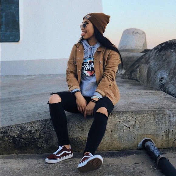 SKATER GIRL MYSTERY BOX - Picture 6 of 10